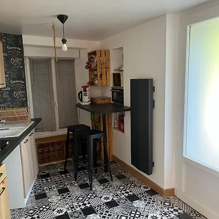 Petite Maison De Village *